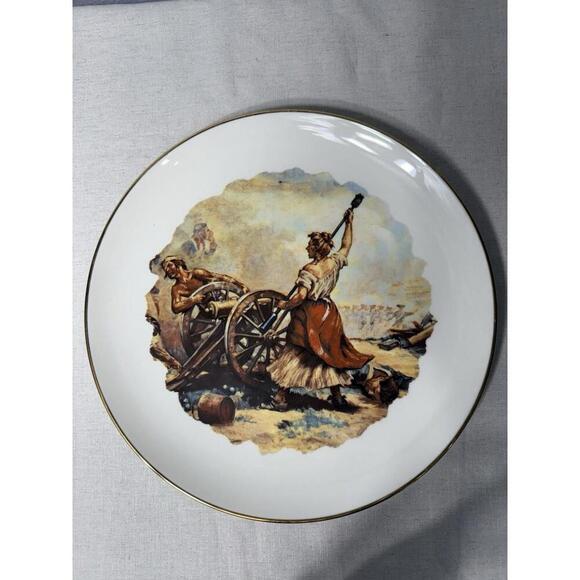 2 American Revolution Fine China Plates, 10 1/2 inch, 1975 Masterpieces/24K Rims - Picture 2 of 9